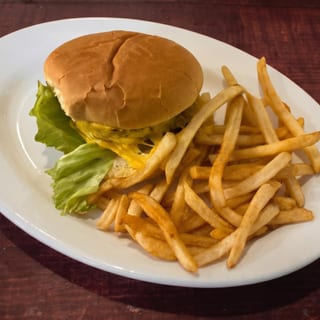 Classic Burger Dinner